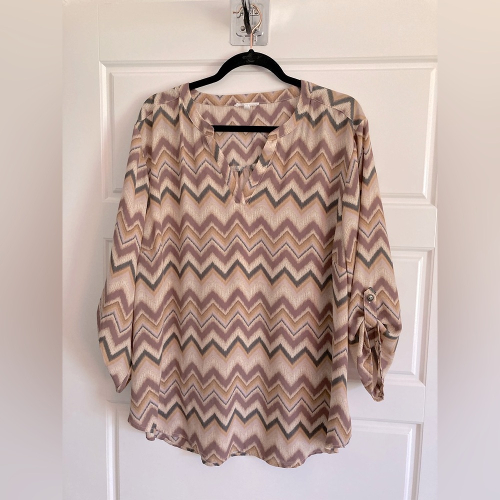 Maurice’s Atwood 3/4 Sleeve Popover Blouse. Chevron Patterned Size 2X